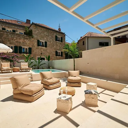 Ibella Luxury 4* Σπλιτ